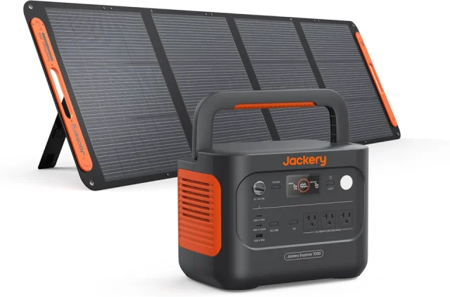 Jackery Solar Generator 1000 v2 and 200W Solar Panel
